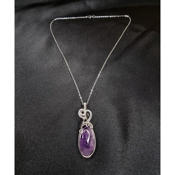Genuine Amethyst Necklace With Handcrafted  Wire Wrap Pendant - Picture 4 of 6